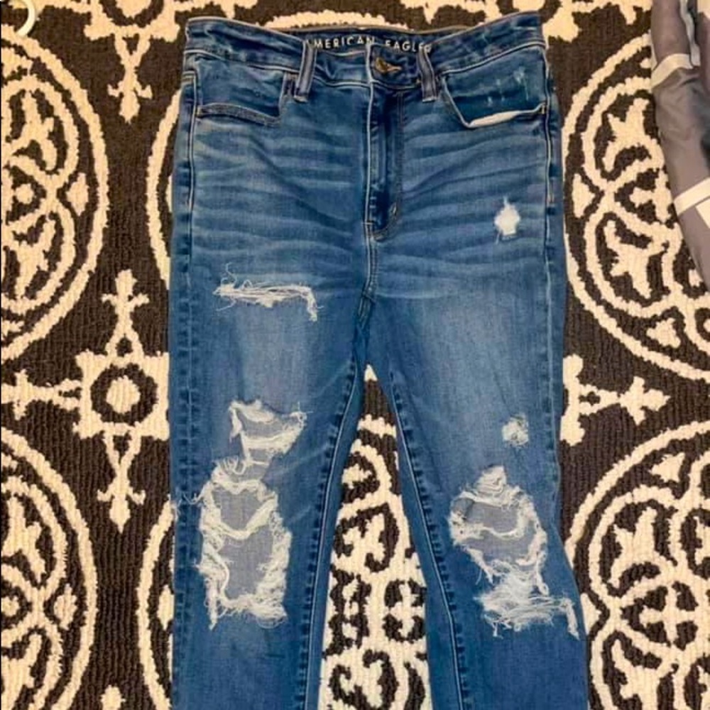 American eagle next level stretch. Size 6 short. - Picture 1 of 3